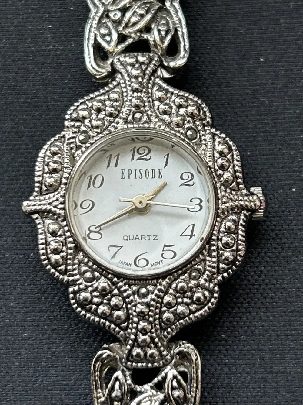 Episode Silver Tone White Dial Women’s Quartz Watch